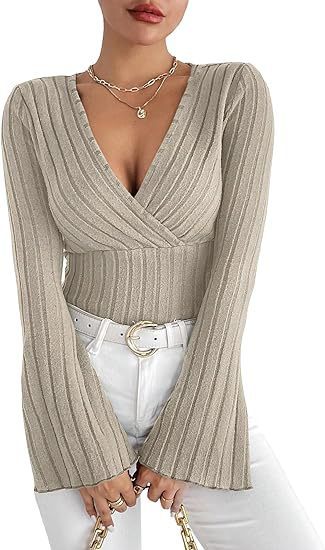 Élodi – T-shirt femme à manches longues, col en V, slim-fit, pour l'automne et l'hiver.