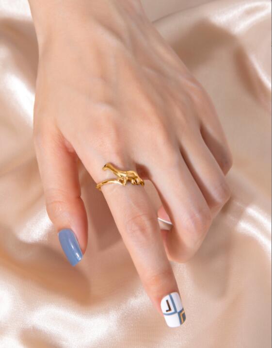 Originalité et Tendance – Bague Dinosaure pour Femme