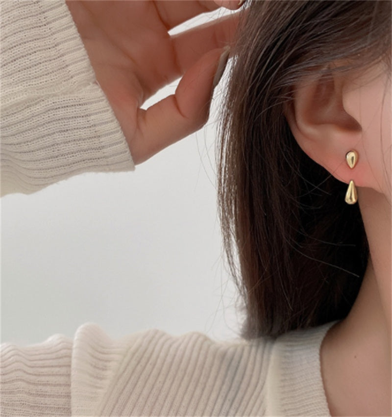 Boucles d’oreilles goutte d’eau – Élégance minimaliste et intemporelle