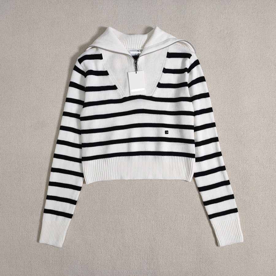 Pull Femme à Col Montant et Fermeture Éclair : Élégance et Confort pour Toutes les Occasions"