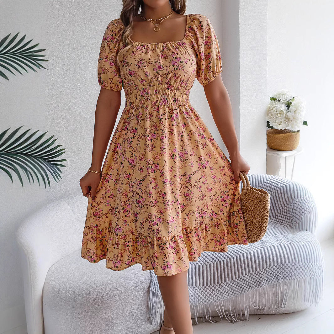 Robe d'été à fleurs – Col carré chic et volants féminins