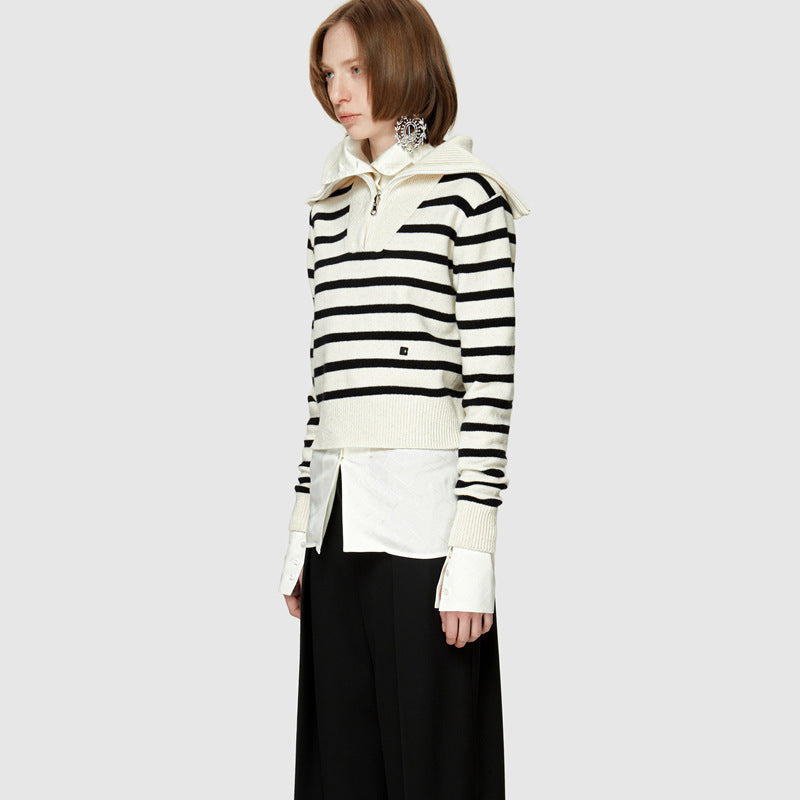 Pull Femme à Col Montant et Fermeture Éclair : Élégance et Confort pour Toutes les Occasions"