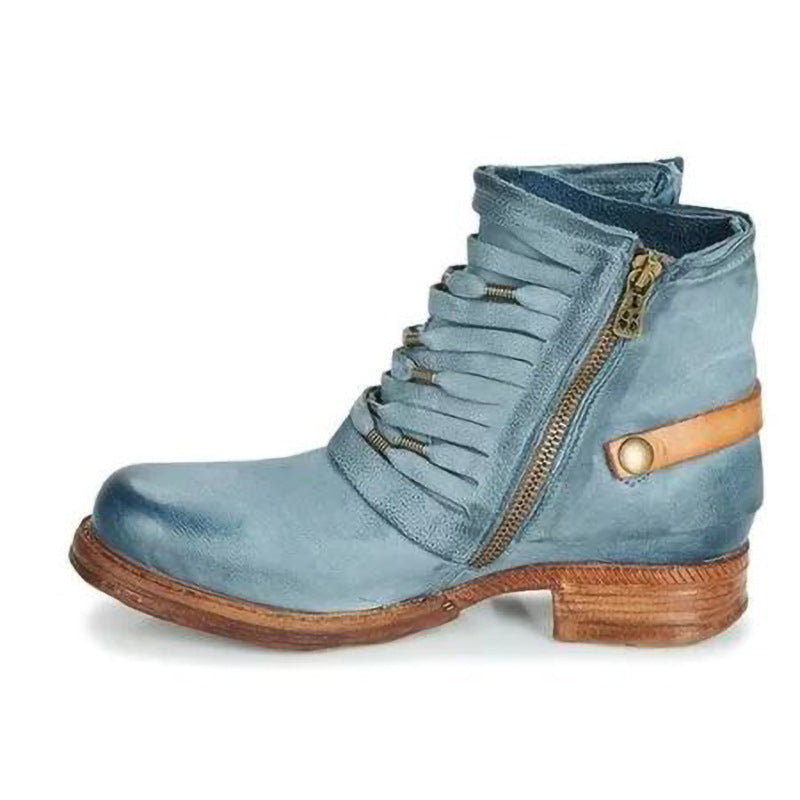 Angelika | Bottines avec Talon Clouté et Franges Bohème-Chic.