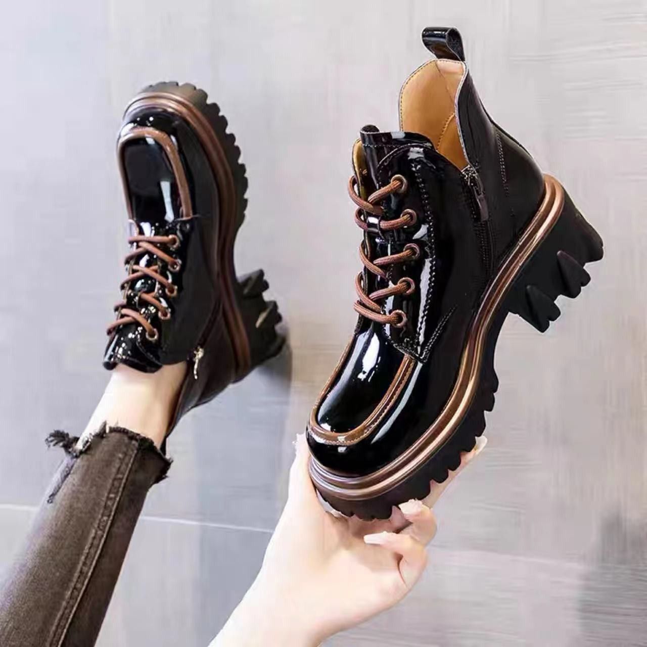 Bottines Femme Camille Beauté - Style Punk et Moderne