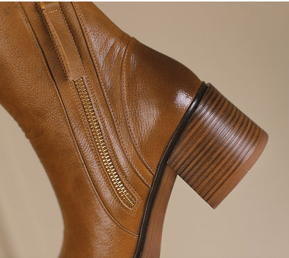 Bottes Cheville Marron à Talon Épais – Élégance et Confort dans un Style Britannique par Amélie