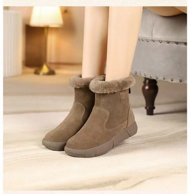 Bottes d’Hiver Céleste Fleur : Élégance et Confort pour vos Pieds!