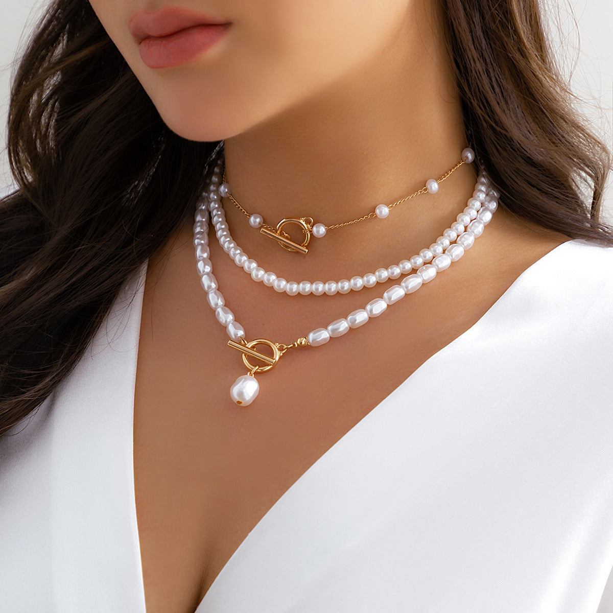 Clémence – Collier rétro femme – Élégance intemporelle et fermoir tendance