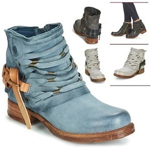 Angelika | Bottines avec Talon Clouté et Franges Bohème-Chic.