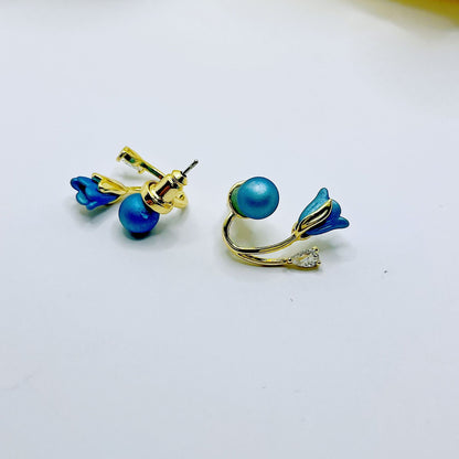 Boucles d’oreilles tulipes et perles – Élégance florale intemporelle