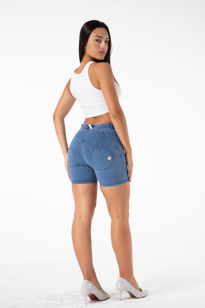 Short push-up en jean – Galbant et tendance pour femme