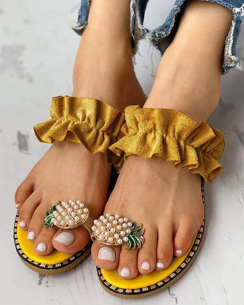 Tongs ananas – Sandales légères et tendances pour un été tropical