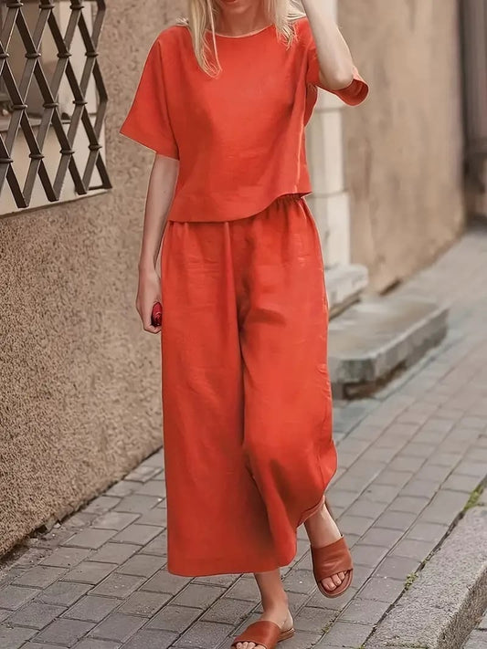 Sophie – Ensemble T-shirt Casual à Col Rond et Pantalon Élégant
